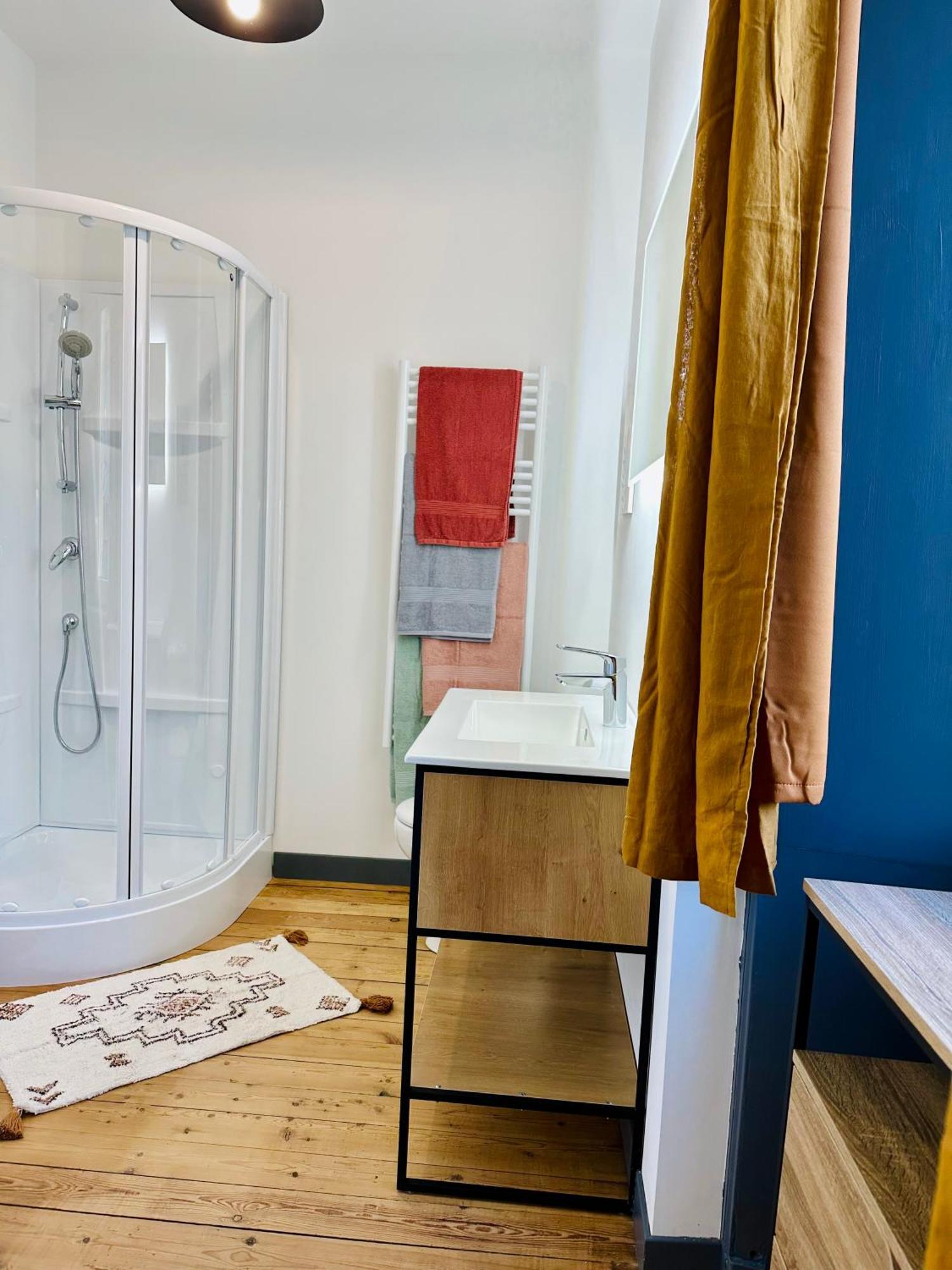 Le Pavillon, Grand Manoir Du Xviie Avec Piscine, Bain Nordique Et Acces Prive A La Charente Villa Alloué